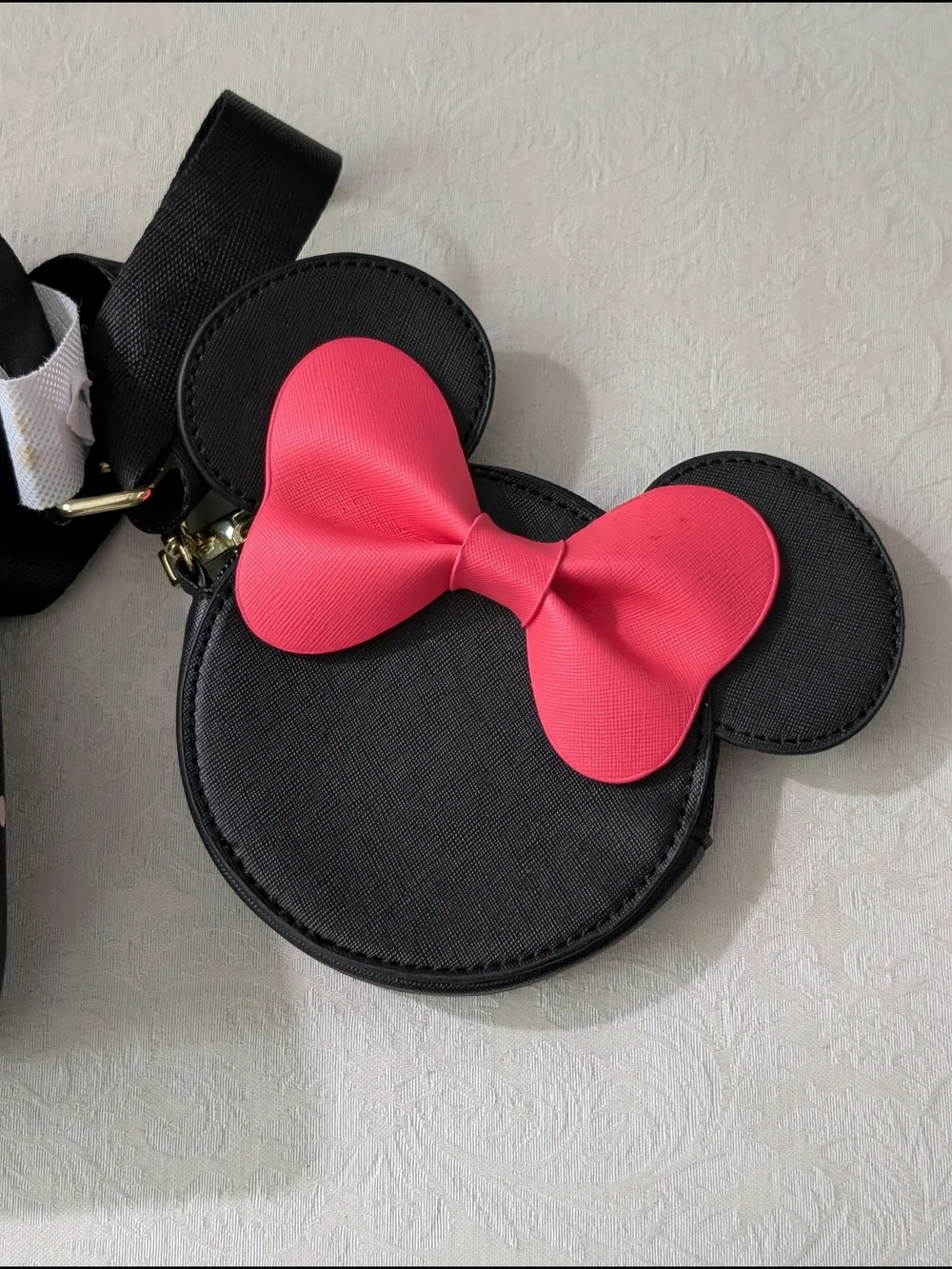 Bioworld Disney Minnie Mouse Polka Dot Small Crossbody Bag w Coin Purse Pink